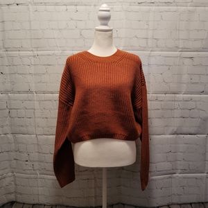 NWT Cropped Crew Neck Sweater by Elodie.